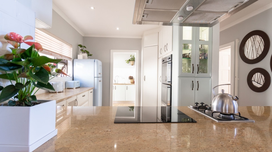 4 Bedroom Property for Sale in The Coves North West